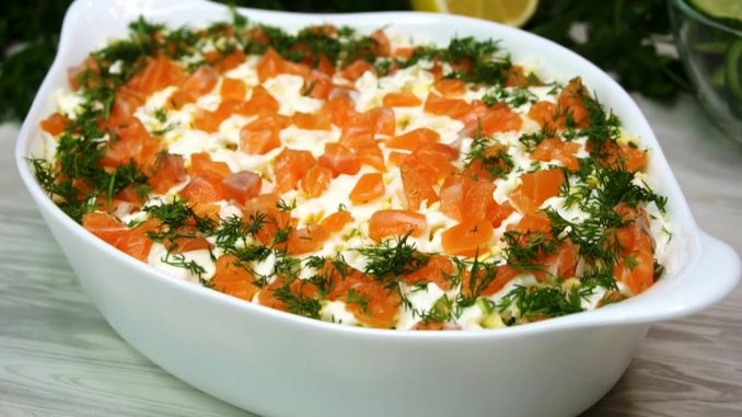 dejstvitelno_ochen_vkusnyj_salat_na_novyj_god_ischezaet_pervym_so_stola_provereno_godami__topvkusniashki_ru